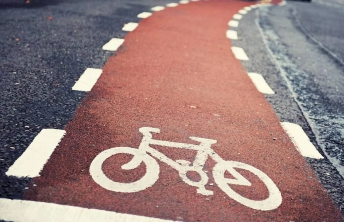 Bakının mərkəzində uzunluğu 2 km-ə yaxın velosiped yolu təşkil edilib