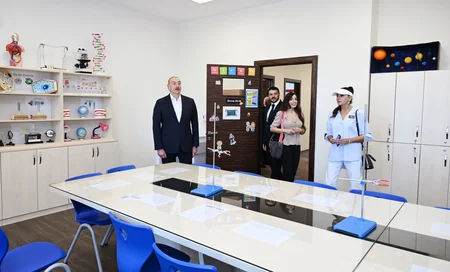 Prezident və Birinci xanım “Sea Breeze”də LANDAU Məktəbinin və “The Grand” apart hotelinin açılışında iştirak ediblər - YENİLƏNİB