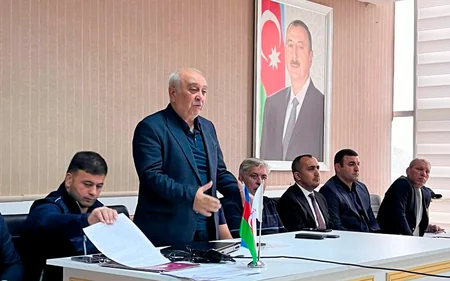 Güləş Federasiyasının məşqçilərin ümumrespublika seminarı davam edir