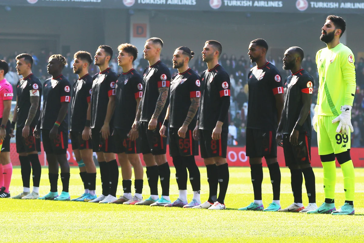 Azərbaycanlı futbolçunun çıxış etdiyi komanda Türkiyə Kuboku ilə vidalaşıb