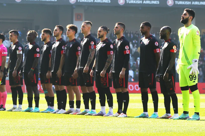 Azərbaycanlı futbolçunun çıxış etdiyi komanda Türkiyə Kuboku ilə vidalaşıb