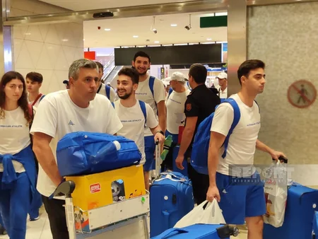 Universiadada iştirak etmiş Azərbaycan idmançıları Vətənə qayıdıblar