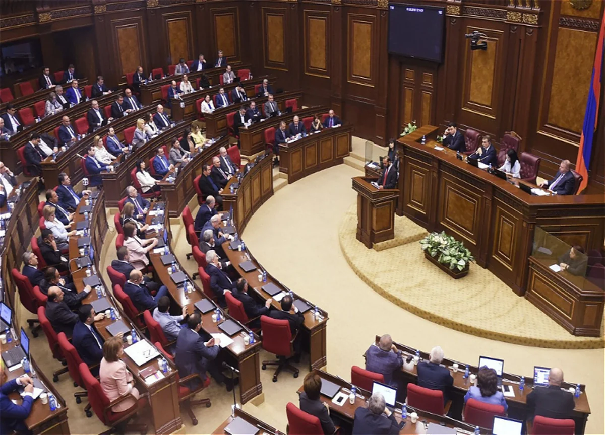 Парламент Армении принял в первом чтении проект о национализации Элсетей