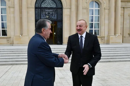 Состоялась встреча президентов Азербайджана и Таджикистана