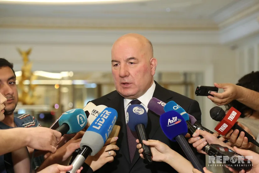 Эльман Рустамов: В балансе текущих операций возник профицит в 380 млн долларов