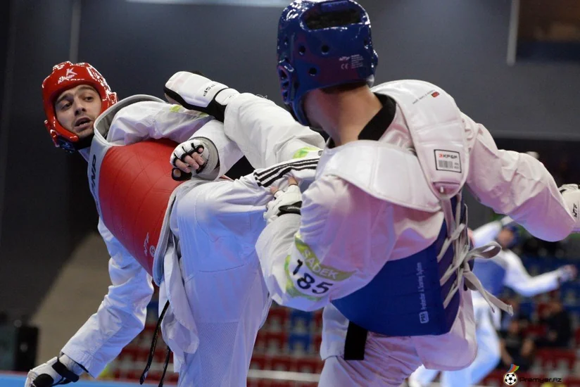 Azərbaycan taekvondoçuları Qran-pridə iki medal qazanıb
