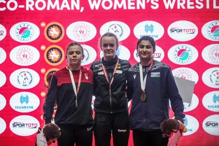 Azərbaycan güləşçiləri Zəfər kubokuunda 22 medal qazanıblar