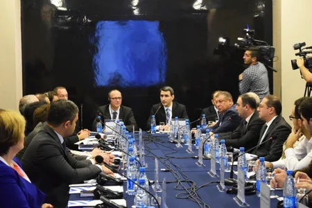 Azərkosmosda Azersky peykindən əldə olunan təsvirlərin istifadəsinə dair seminar keçirilib