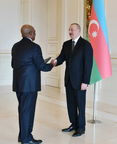 Ilham Aliyev receives credentials of incoming ambassadors of Venezuela, Rwanda and Thailand