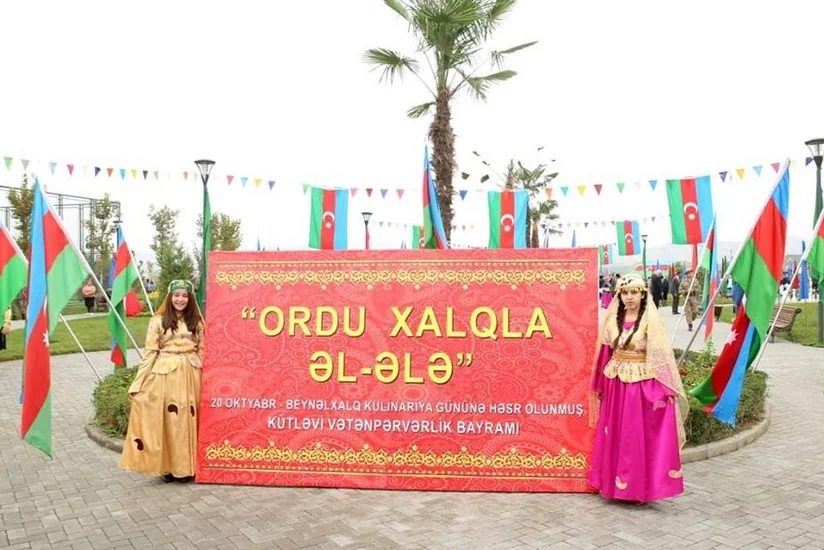 Xalqla Ordu əl-ələ devizi altında kütləvi vətənpərvərlik bayramı keçirilib