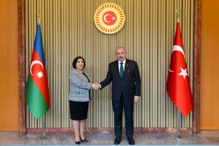 Mustafa Şentop: Ermənistanın Laçın yolu ilə mina və hərbi texnika daşınması qətiyyən yolverilməzdir