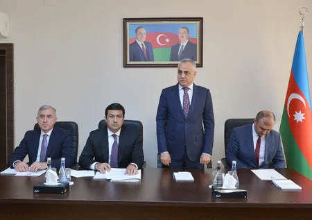 Naxçıvan Dövlət Vergi Xidmətinin rəisi kollektivə təqdim olunub