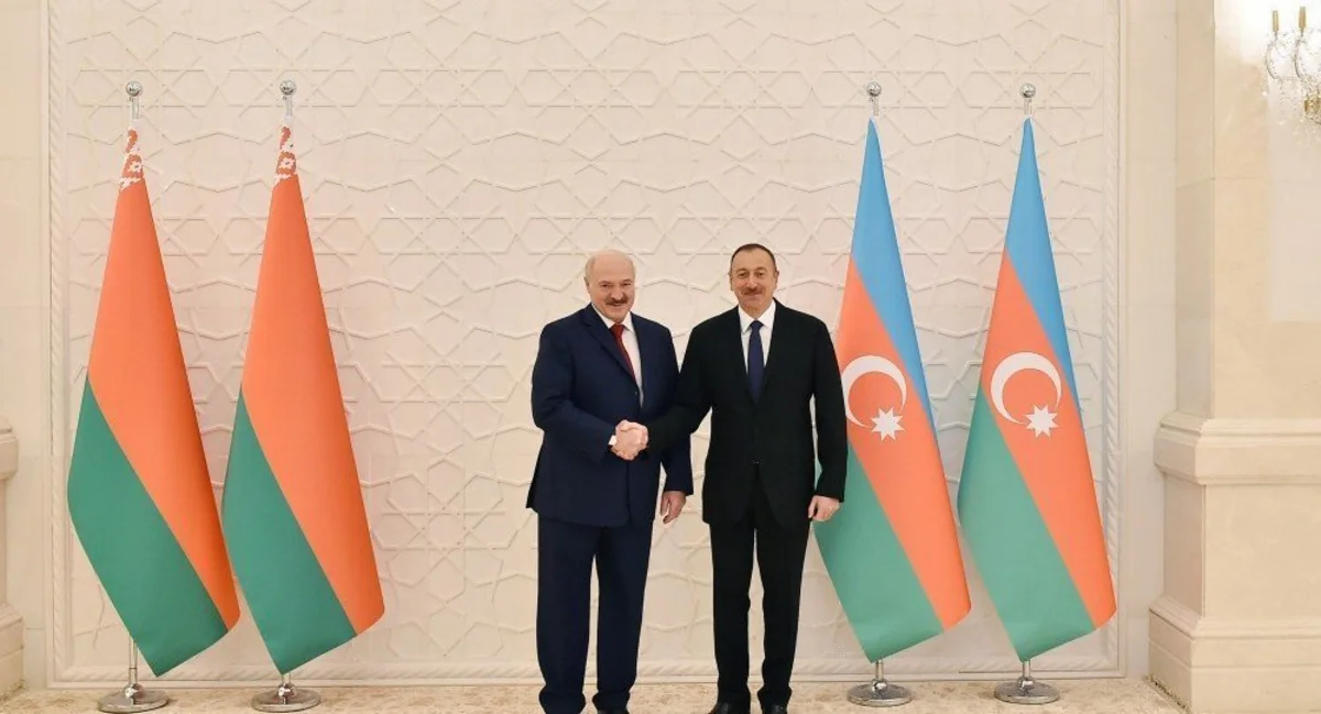 Aleksandr Lukaşenko Prezident İlham Əliyevi təbrik edib