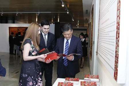Carpets and Legends. Chinese New Year’ exhibition opens