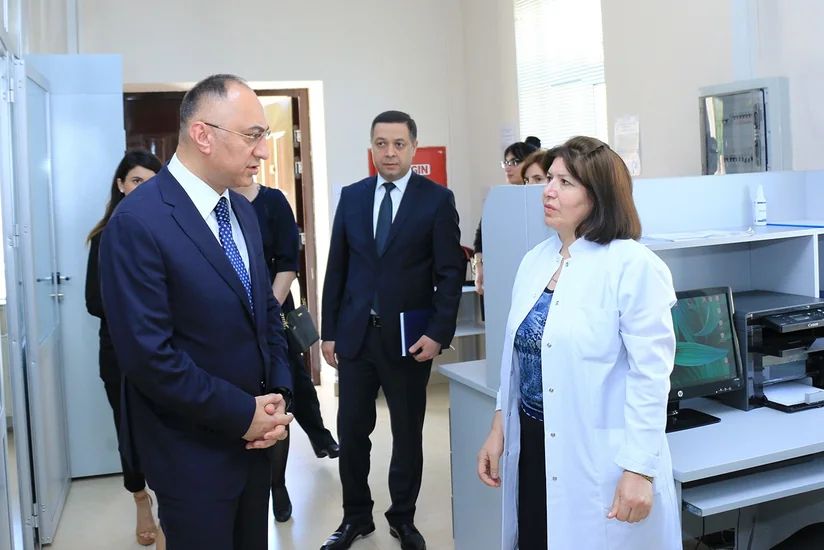 Qida Təhlükəsizliyi Agentliyinin sədri Sumqayıtda sınaq laboratoriyasına baxış keçirib