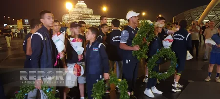 Avropa çempionu olan güləşçilərimiz Vətənə qayıdıblar