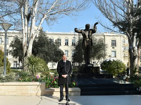Prezident İlham Əliyev maestro Niyazinin Bakıda abidəsinin açılış mərasimində iştirak edib - YENİLƏNİB