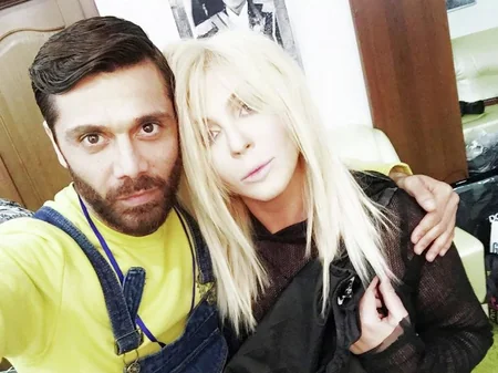 ​Ukraynalı müğənni oğluna Təbriz adını qoyub