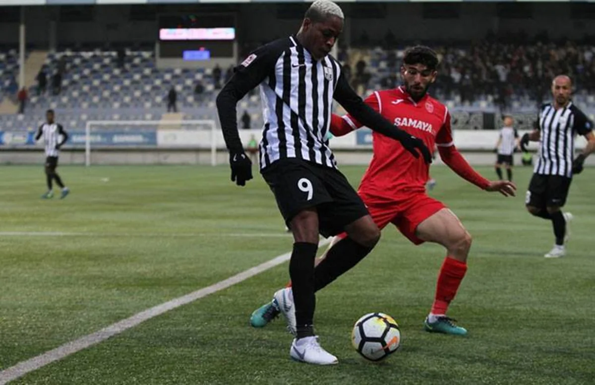 Premyer Liqa: Səbail və Neftçi yubiley oyununa çıxacaq