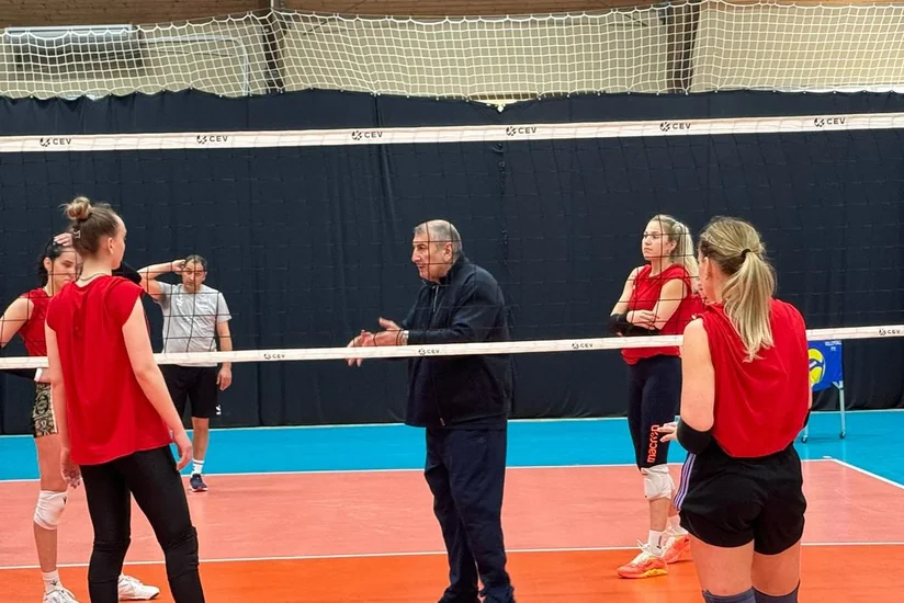 Azərbaycanın voleybol millisi Sloveniyaya yollanıb