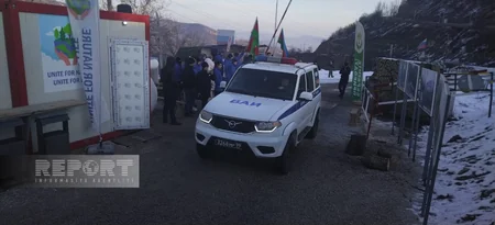 Bu gün Xankəndi-Laçın yolunda sülhməramlıların 36 avtomobili maneəsiz keçib - VİDEO - YENİLƏNİB-10