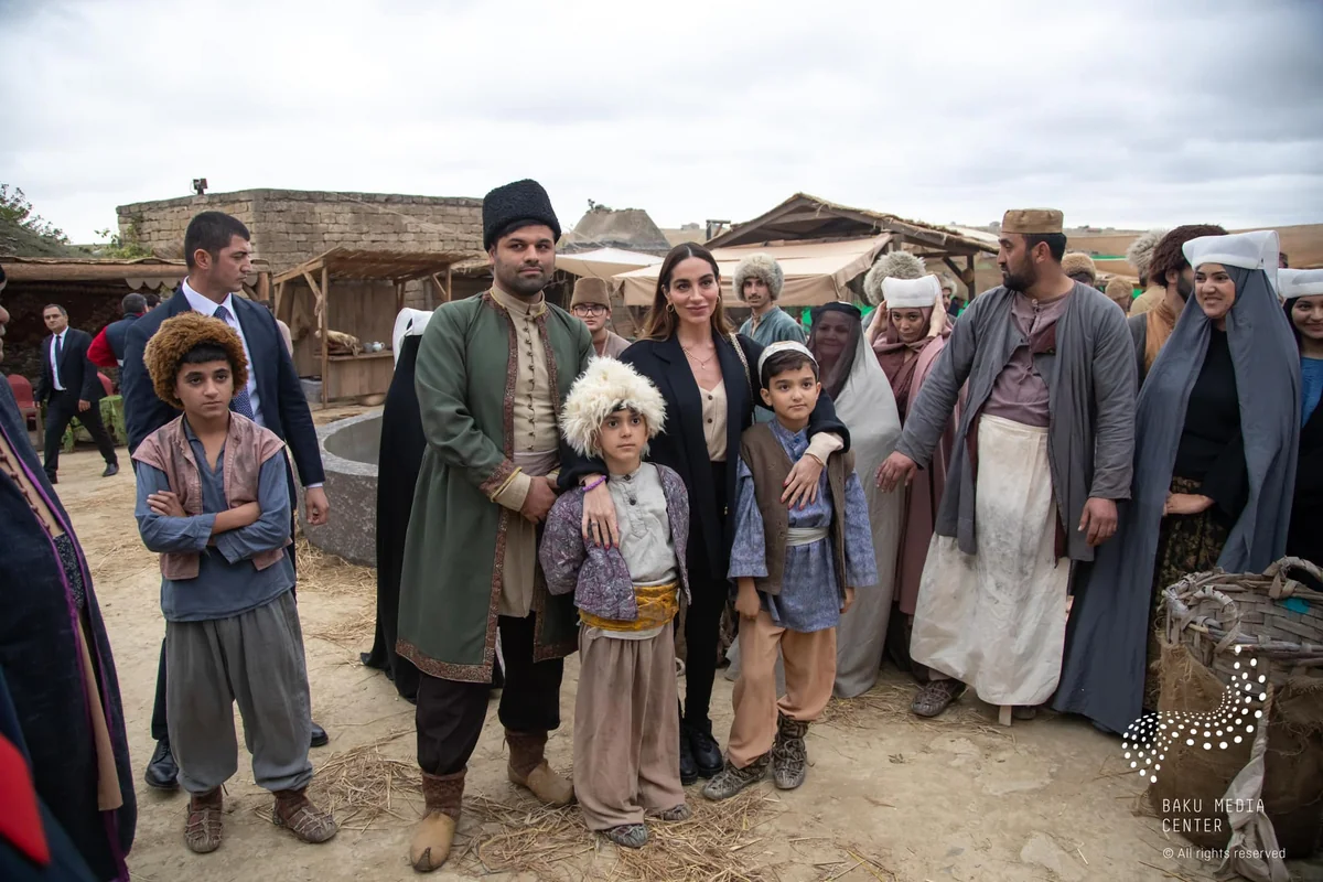 Bakı Media Mərkəzi Hacı Zeynalabdin Tağıyev haqqında film çəkir