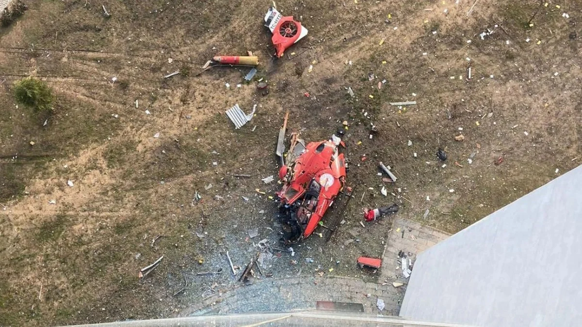 Türkiyədə helikopter xəstəxana binasına çırpılıb, ölənlər var - YENİLƏNİB