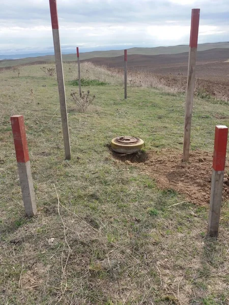 Füzulidə partlamamış top mərmisi və tank əleyhinə mina tapılıb