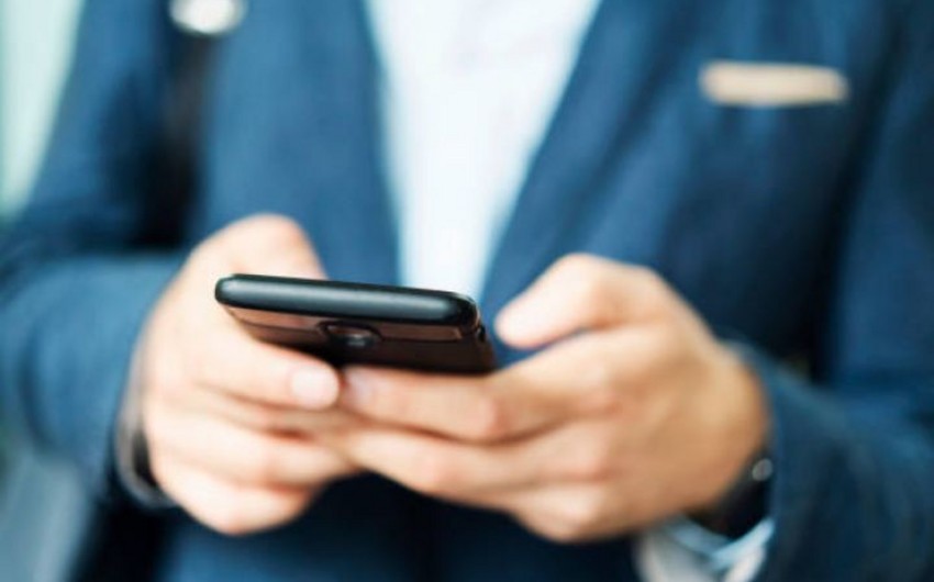 Azərbaycanda mobil rabitə gəlirləri 2 %-ə yaxın artıb