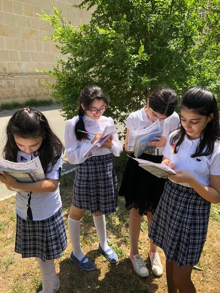 Məktəblilərin respublika ekoloji tədbiri keçirilib