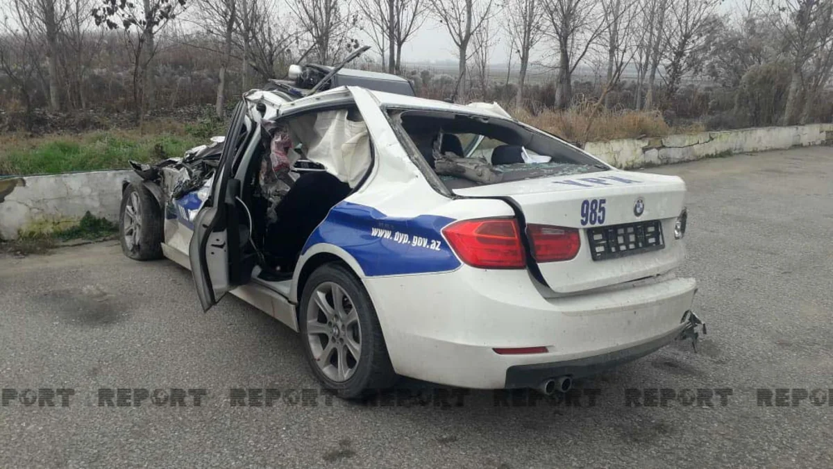 Bakı-Qazax yolunda daha bir qəza, 2 polis xəsarət aldı
