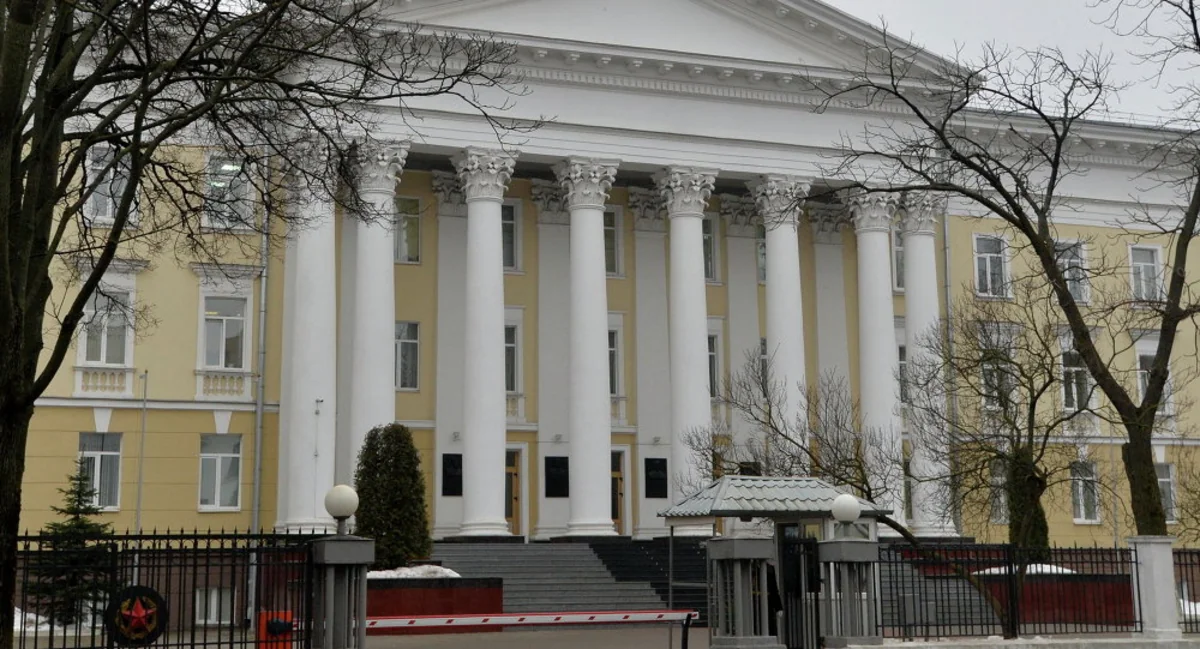 Azərbaycan və Belarus arasında hərbi əməkdaşlıq məsələləri müzakirə olunub