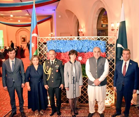 Pakistanın spikeri: “Azərbaycan hökuməti və xalqını səmimi qəlbdən təbrik edirəm”