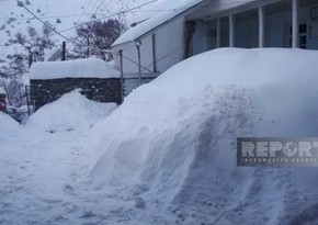 Высота снежного покрова в Гахе почти достигла 1 метра