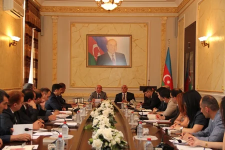Dini Qurumlarla İş üzrə Dövlət Komitəsində yarım ilin yekunlarına həsr olunan kollegiya iclası keçirilib