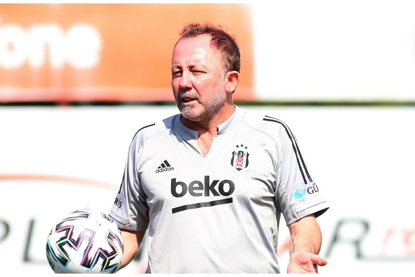 Beşiktaş Sərgən Yalçını istefaya göndərir