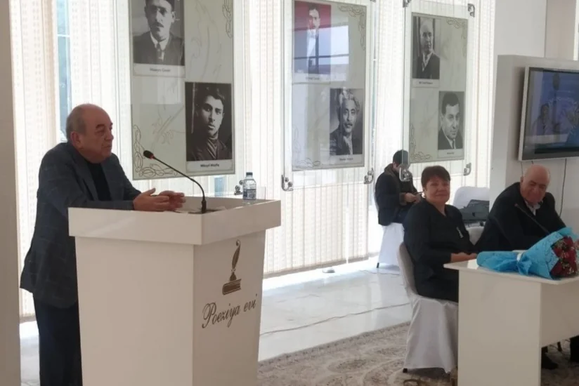 “Darıxan nəğmələr” kitabı Sumqayıtda təqdim olundu