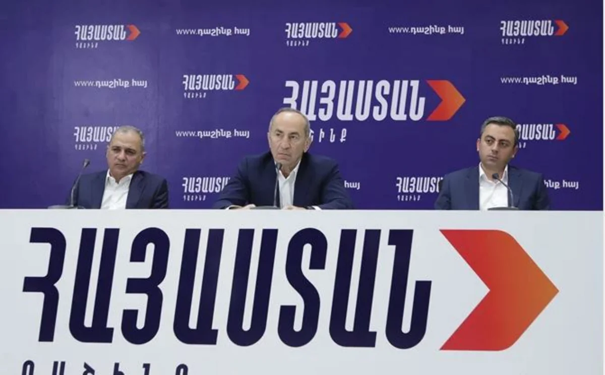 Ermənistan bloku: Ölkədə siyasi repressiyalar başlayıb