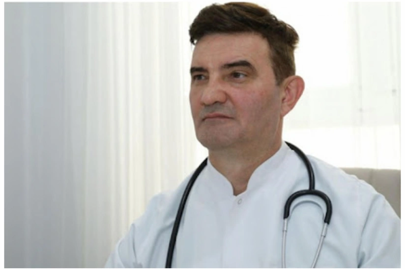 Həkim Azər Maqsudovun məhkəməsi başlayıb 