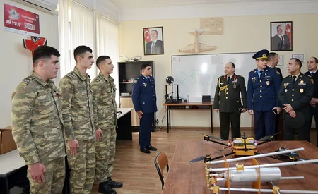 Hərbi attaşelər Heydər Əliyev adına Hərbi İnstitutu ziyarət ediblər