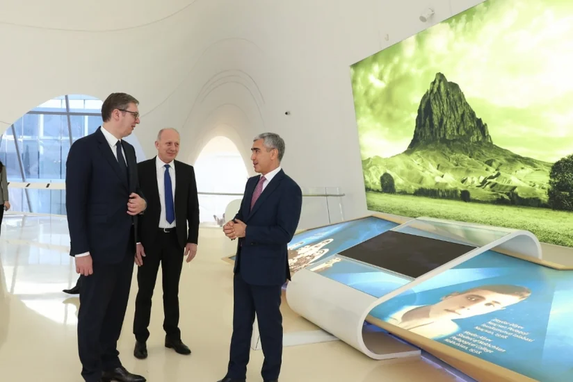 Serbiya Prezidenti Heydər Əliyev Mərkəzi ilə tanış olub