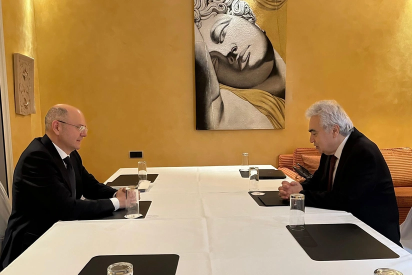 Pərviz Şahbazov Münxendə IEA-nın icraçı direktoru ilə qlobal enerji bazarındakı vəziyyəti müzakirə edib