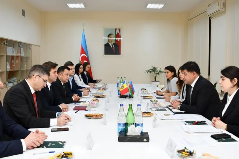 Moldovalı iş adamları sənaye zonalarına investisiya yatırmağa dəvət ediliblər