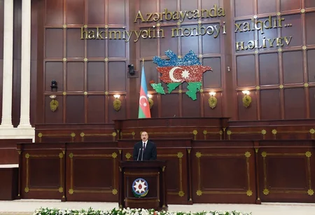 Prezident İlham Əliyev Azərbaycan parlamentinin 100 illiyi münasibətilə keçirilən təntənəli iclasda iştirak edib