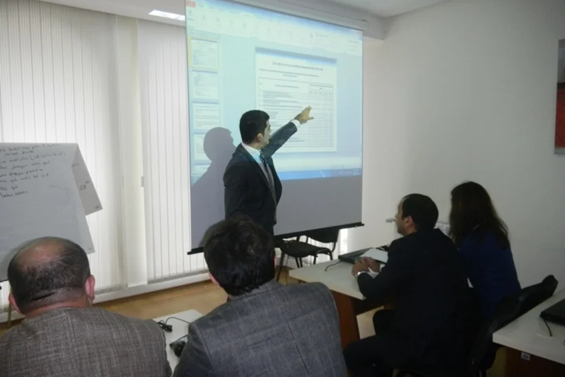 Bakı Biznes Tədris Mərkəzində investisiya təşviqi ilə bağlı treninqlərə başlanılıb