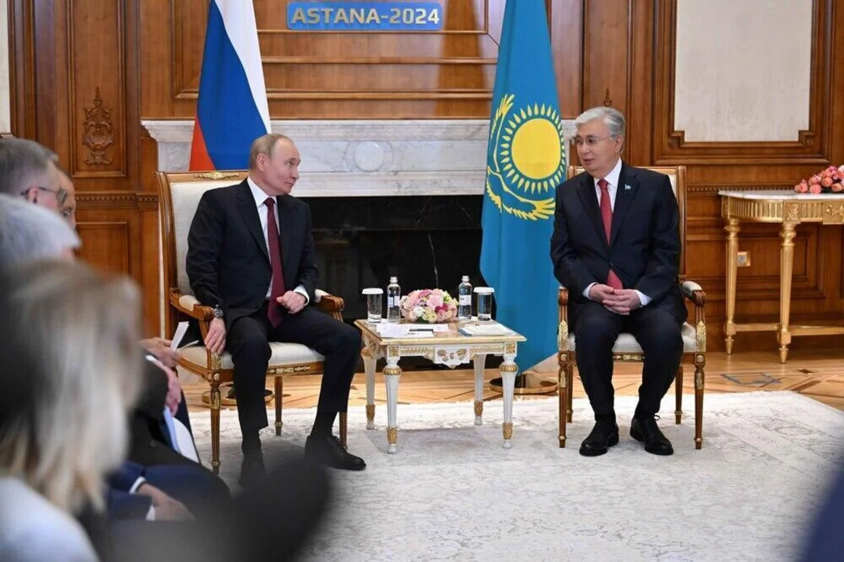 Путин обсудил с Токаевым создание новых маршрутов прокачки нефти и газа в Китай