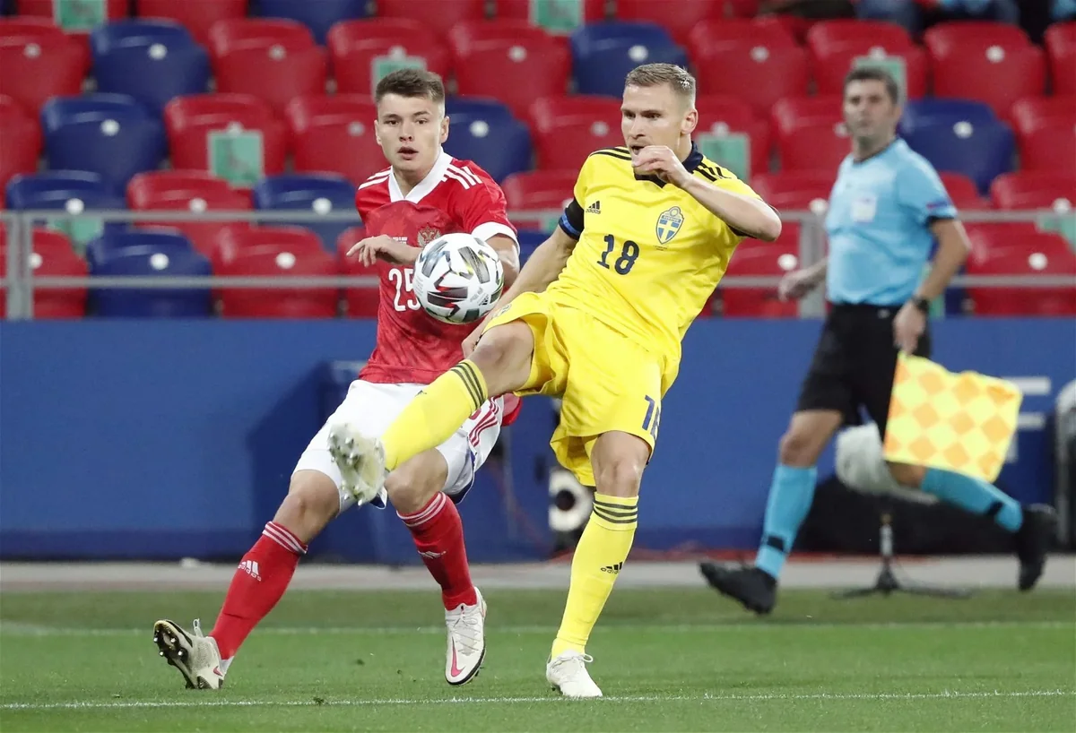 İsveçli futbolçu Azərbaycan millisi ilə oyun ərəfəsində zədələnib