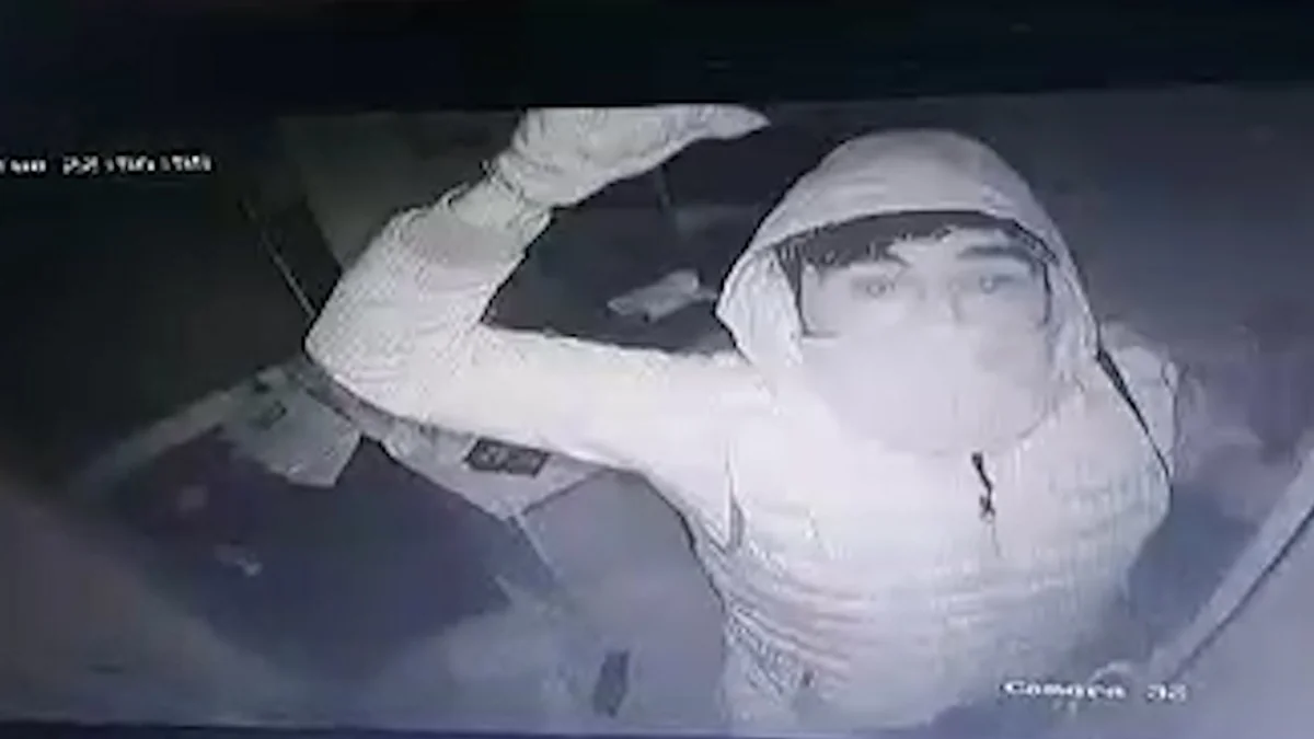 Bakıda şübhəli şəxs polisə bıçaqla müqavimət göstərib