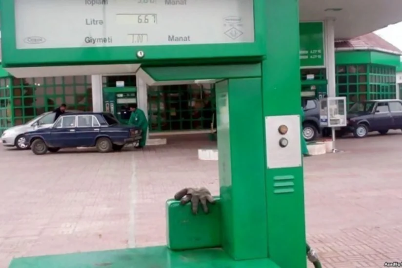 Yanacaqdoldurma məntəqəsinə saxta 100 manat verən şəxs saxlanılıb