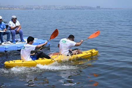 Dövlət qurumları arasında avarçəkmə yarışı keçirilib